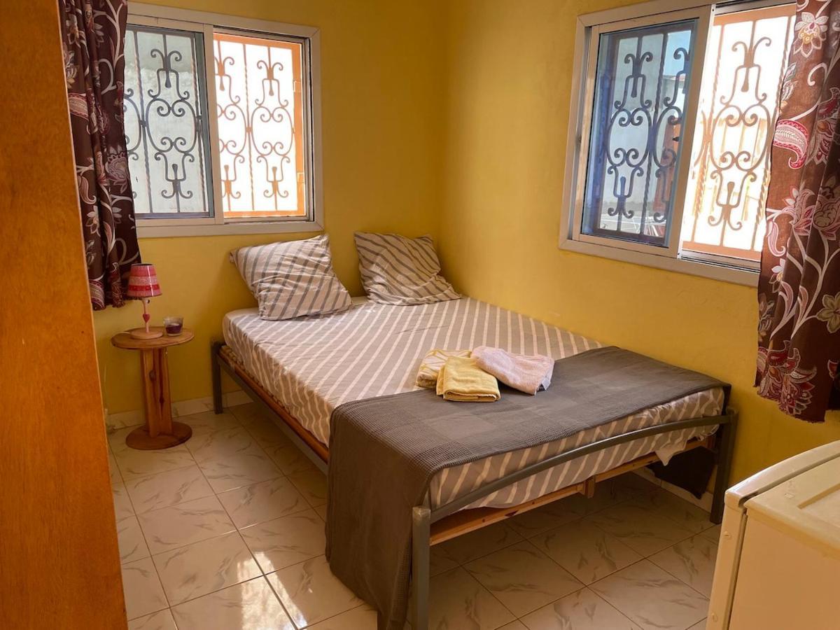 Bed and Breakfast The Compound Bijilo Exteriér fotografie