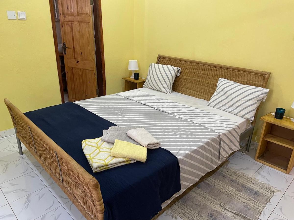 Bed and Breakfast The Compound Bijilo Exteriér fotografie